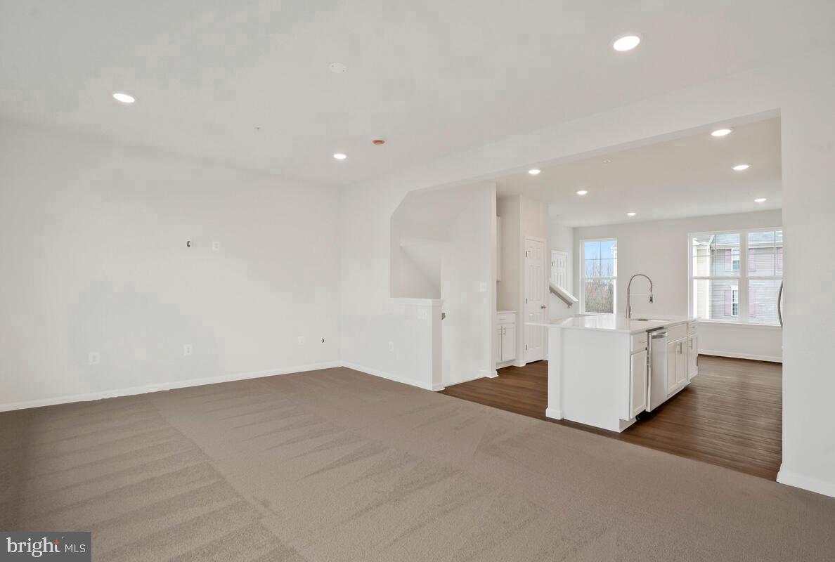 290 Topher's Trl Property Photo 9