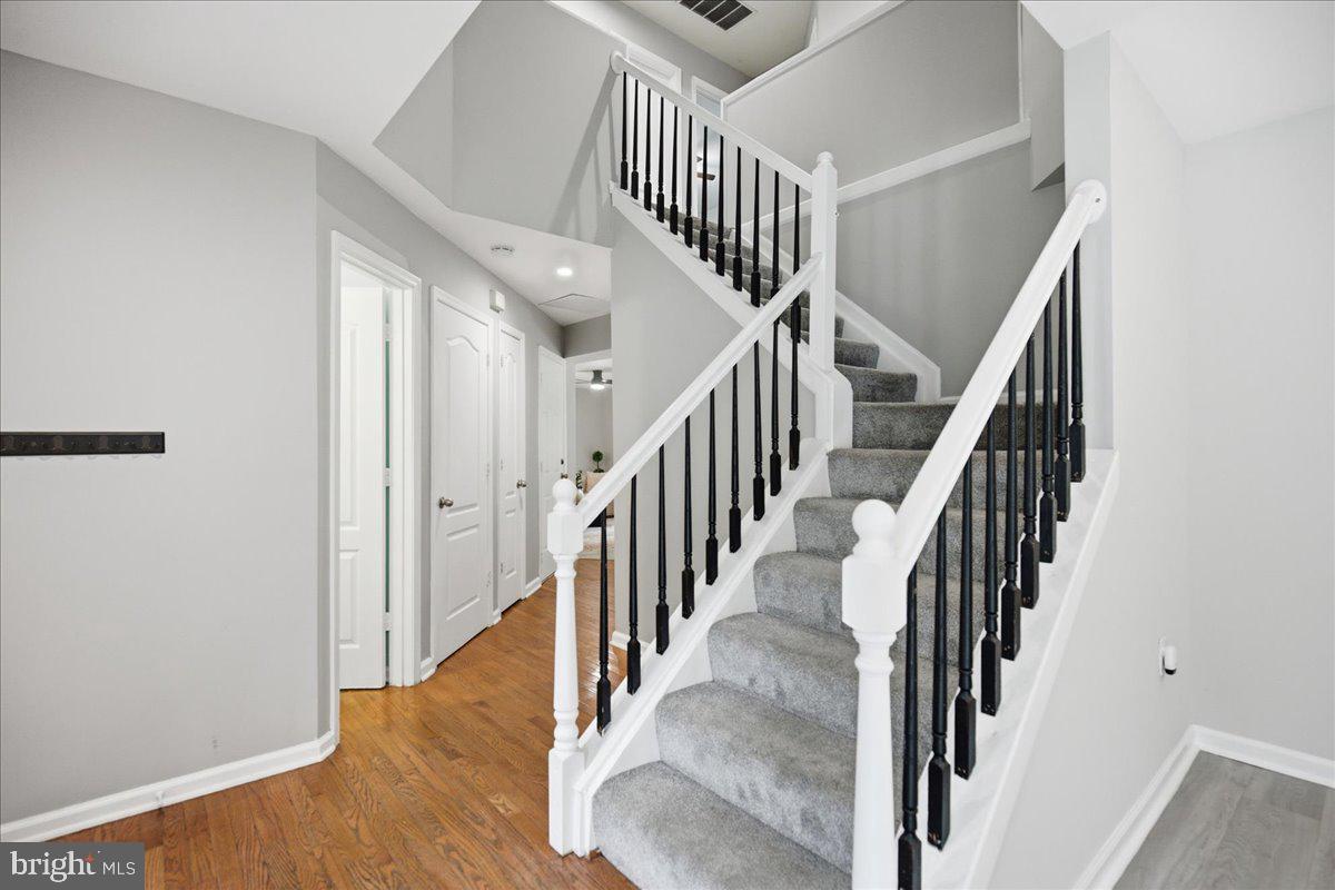 2630 Richfield Ln Property Photo 3