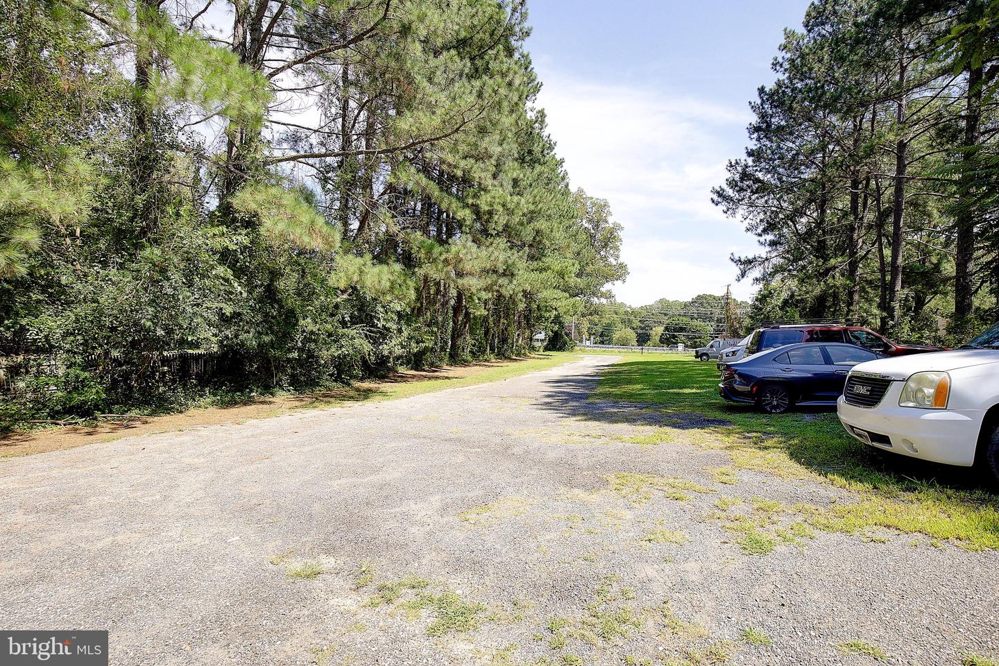 5070 Sheckells Way Property Photo 6