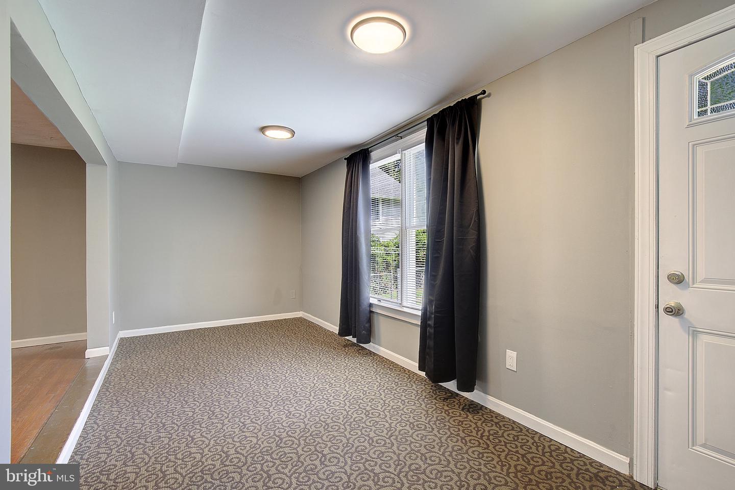 5070 Sheckells Way Property Photo 10