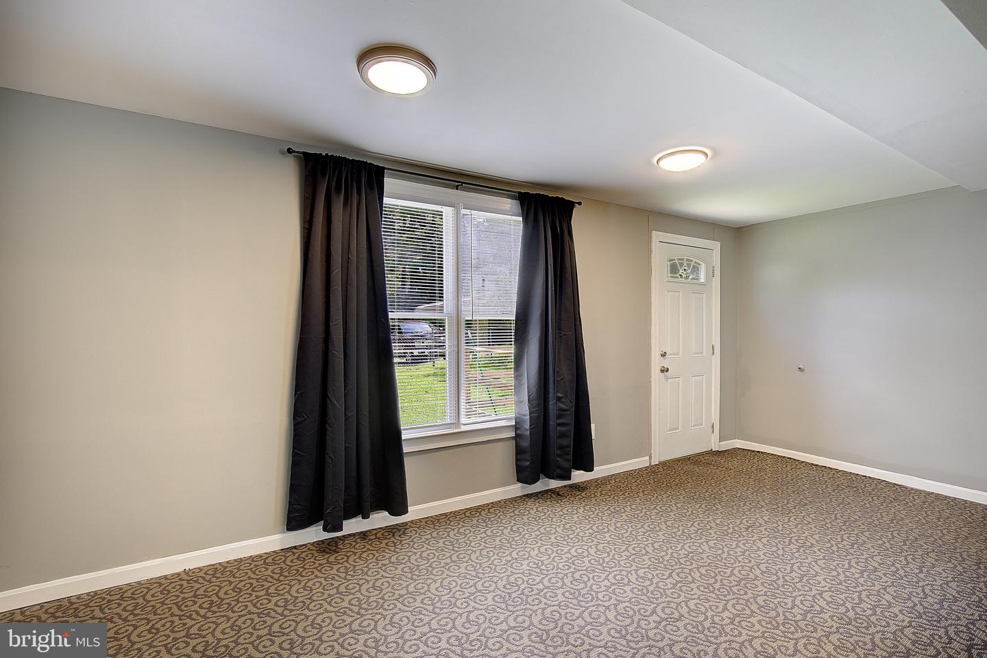 5070 Sheckells Way Property Photo 12