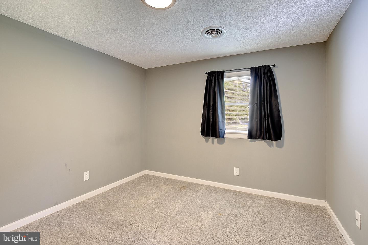 5070 Sheckells Way Property Photo 22