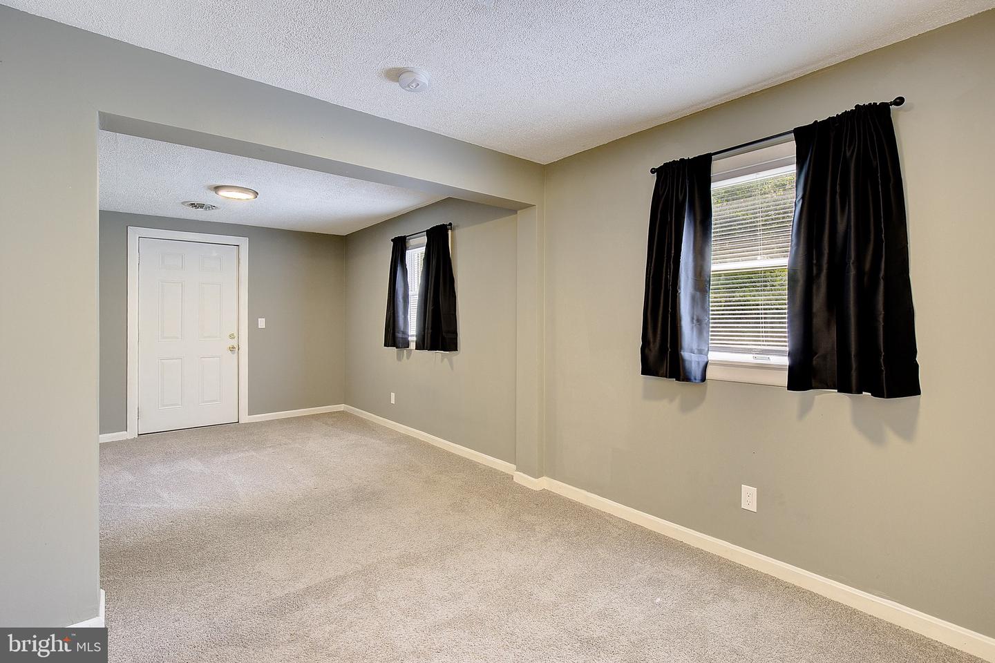5070 Sheckells Way Property Photo 28