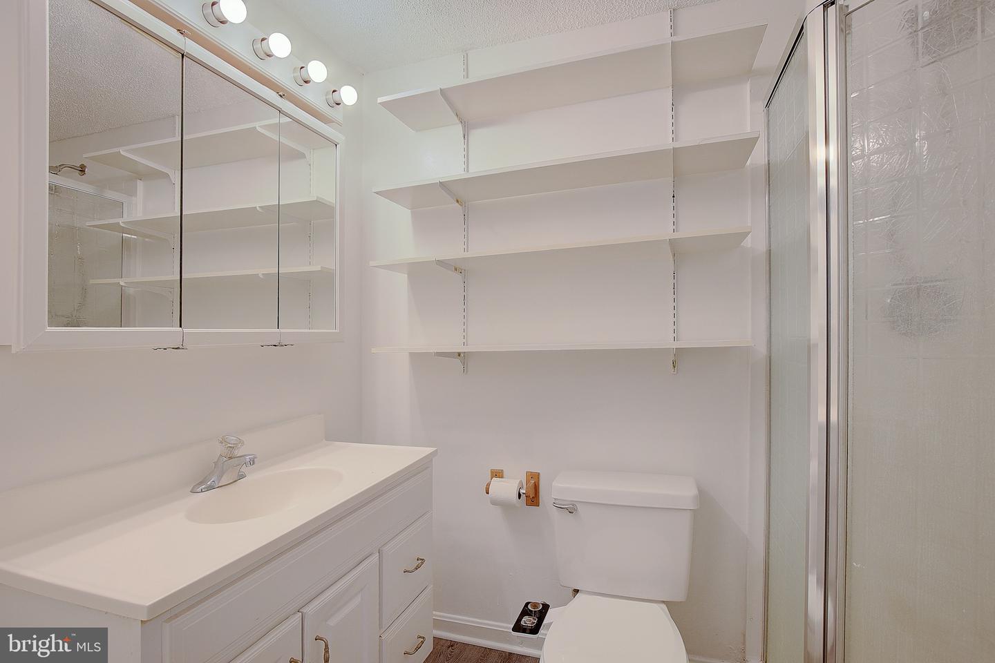 5070 Sheckells Way Property Photo 31