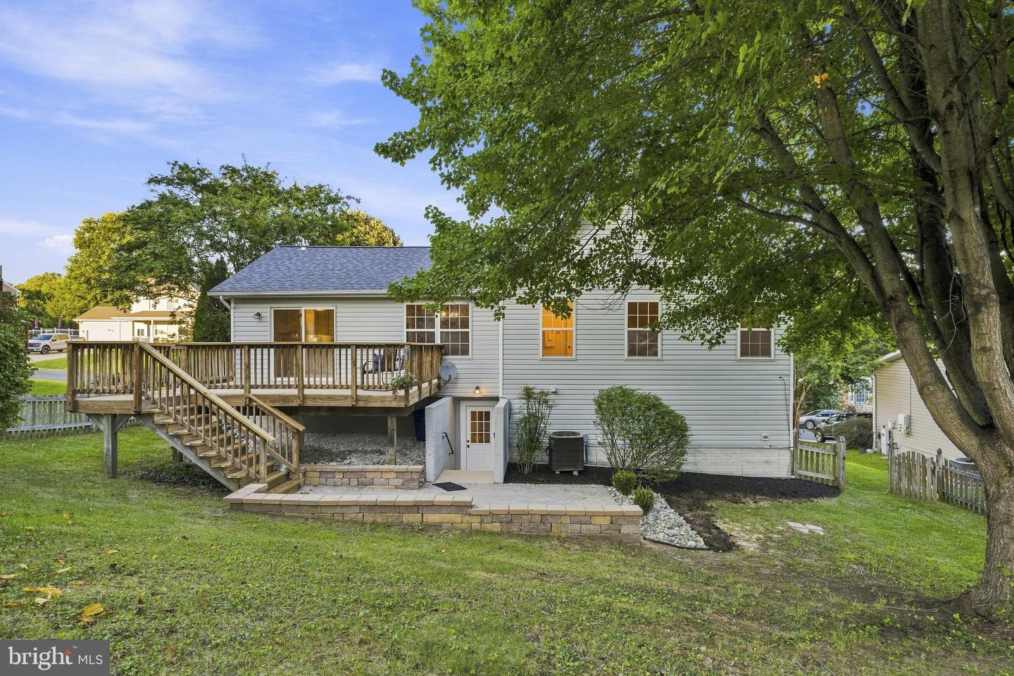 8138 Bayview Hills Dr Property Photo 25