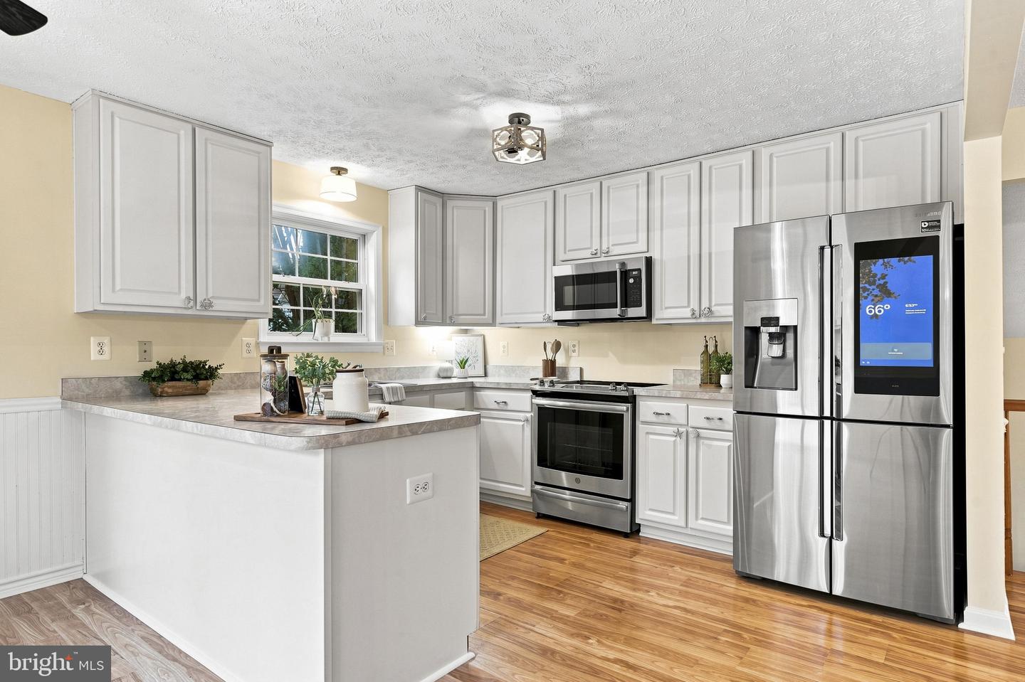 8138 Bayview Hills Dr Property Photo 31