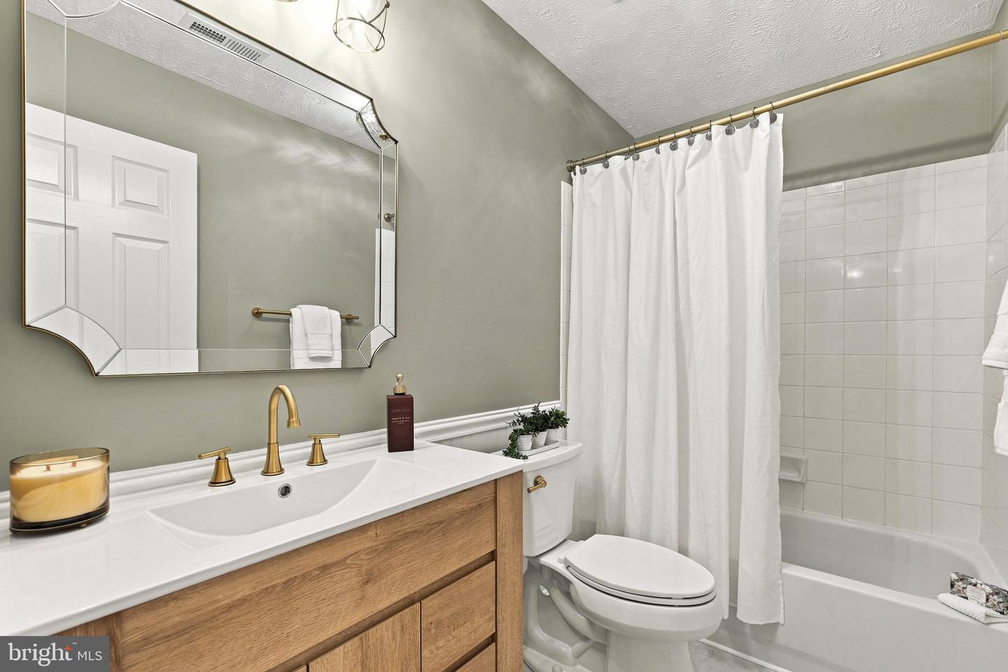 8138 Bayview Hills Dr Property Photo 35