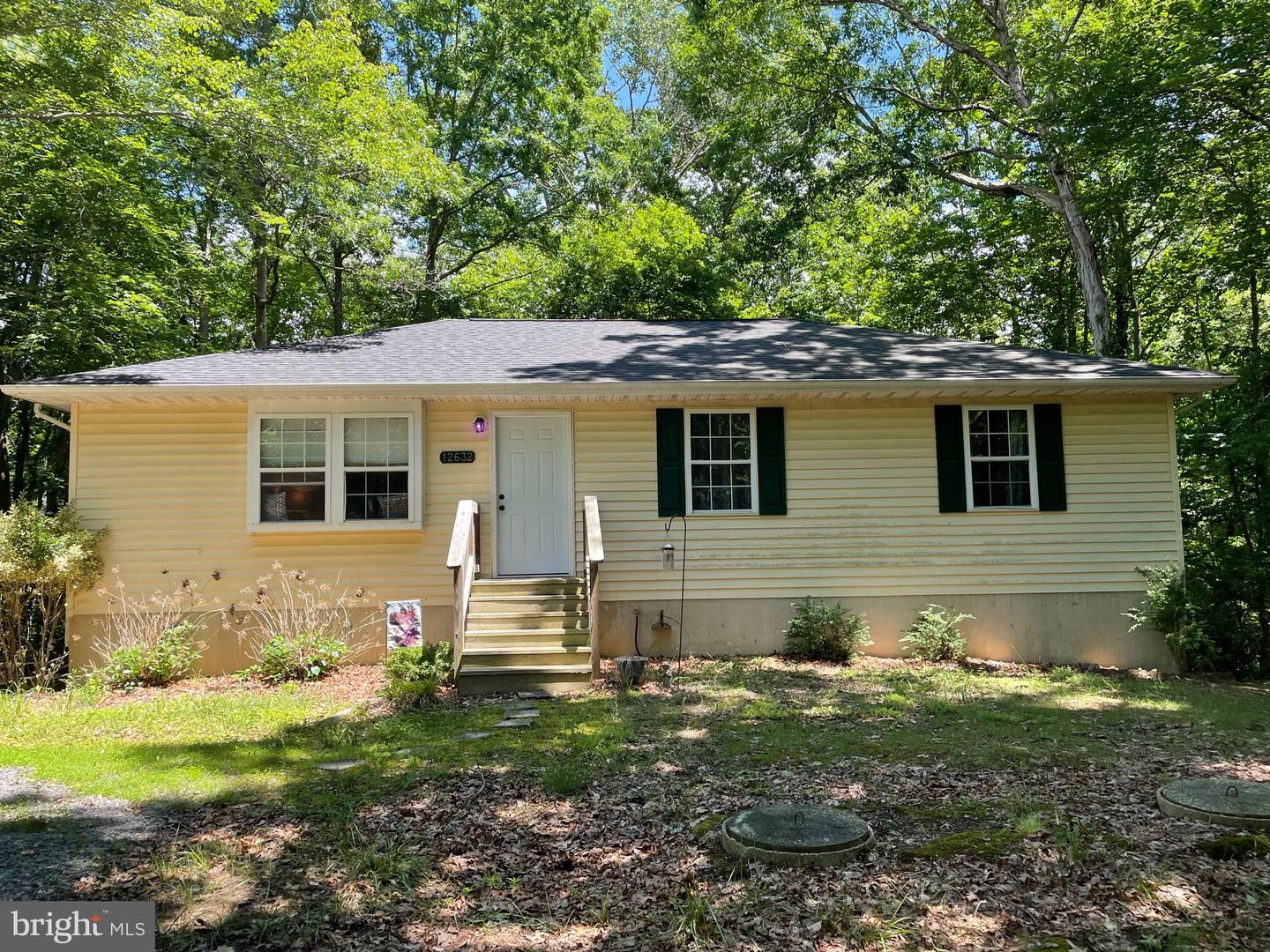 12632 Western Cir Property Photo 2