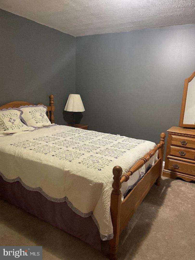 12632 Western Cir Property Photo 7
