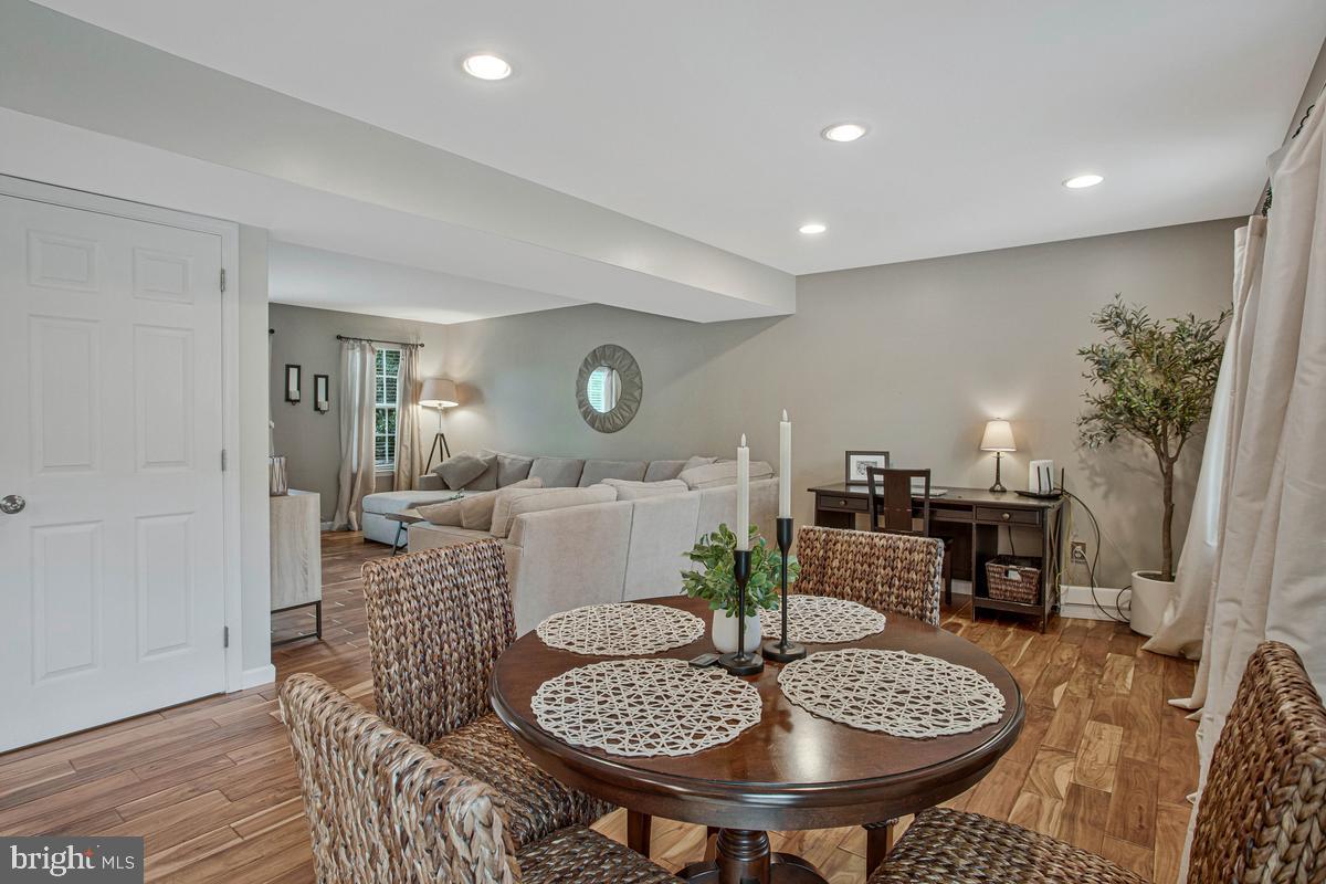 9120 Margrove Property Photo 10