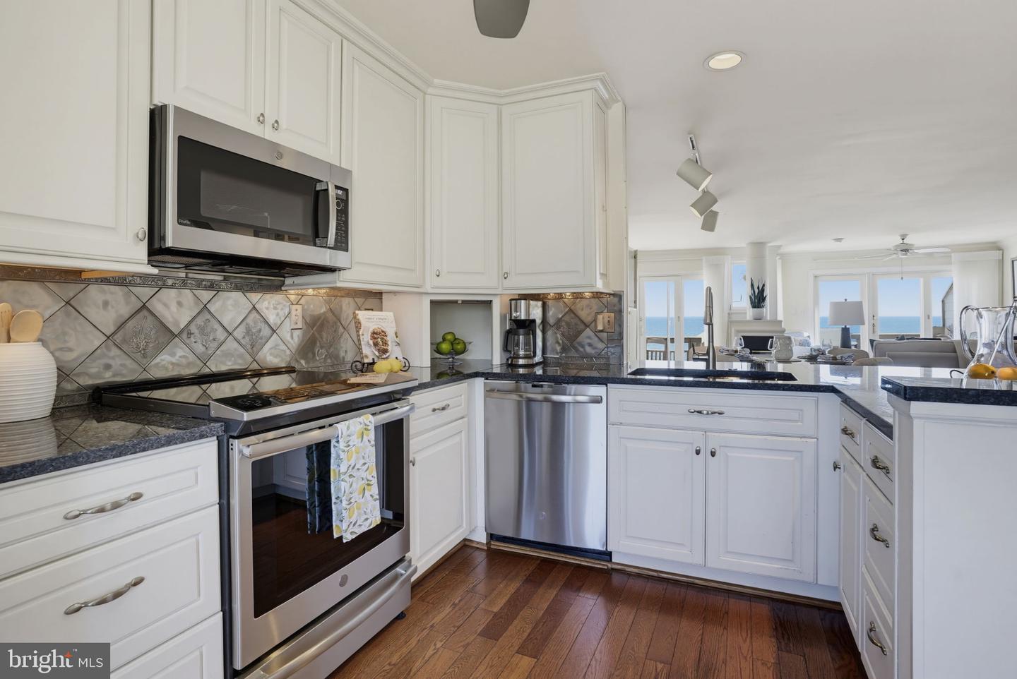 4013 Windward Key Ct Property Photo 8