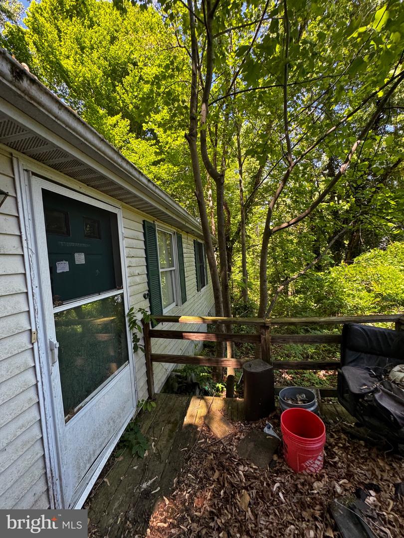 913 Augustus Dr Property Photo 6