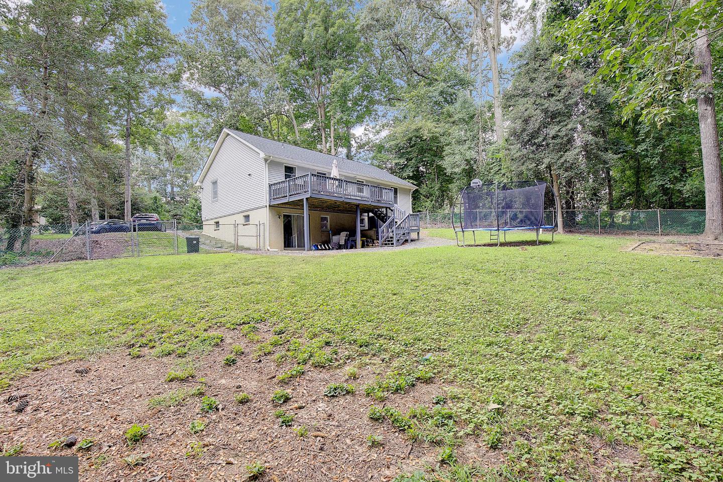 5822 Long Beach Dr Property Photo 2