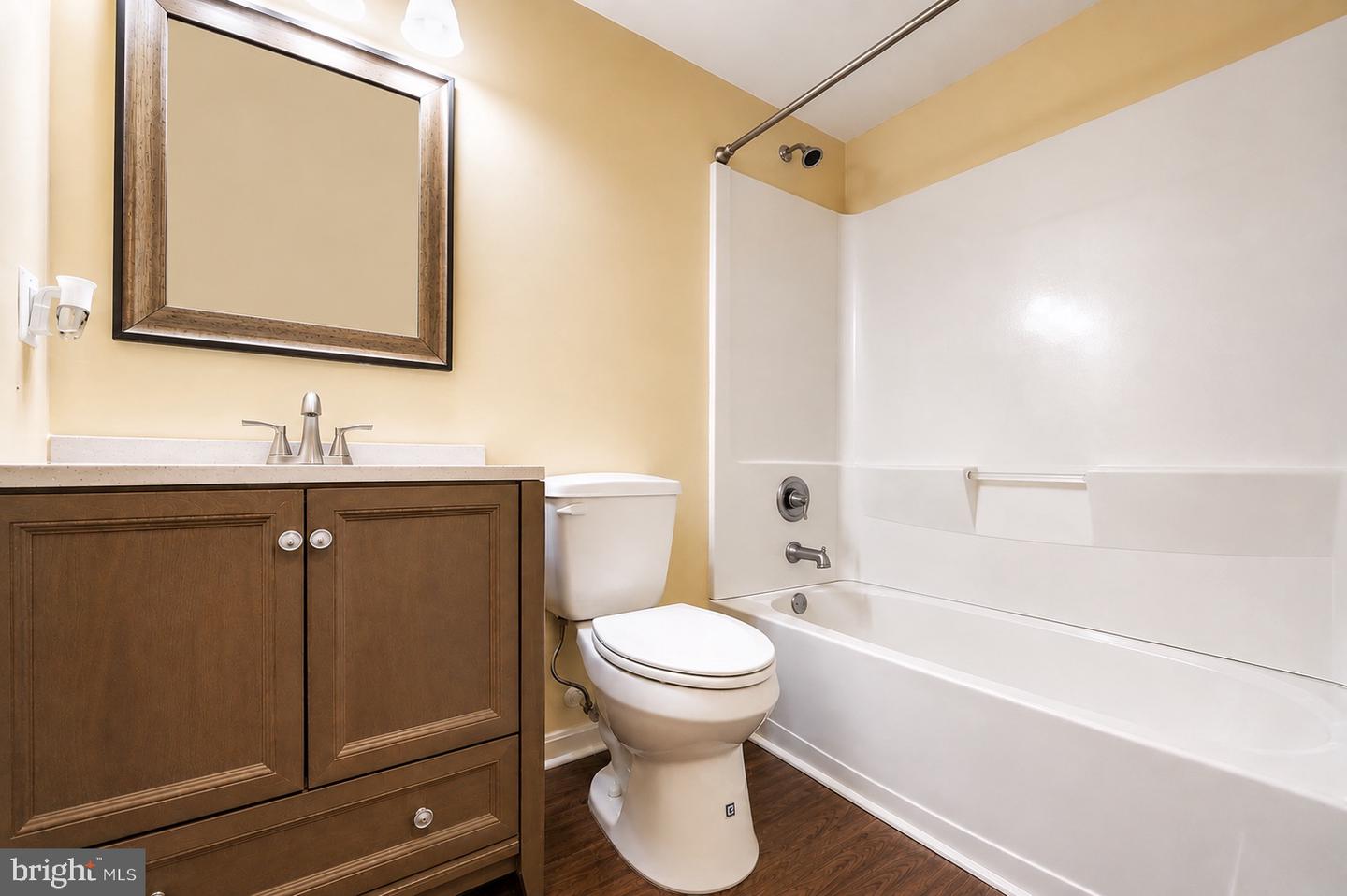 990 Caravan Trl Property Photo 26