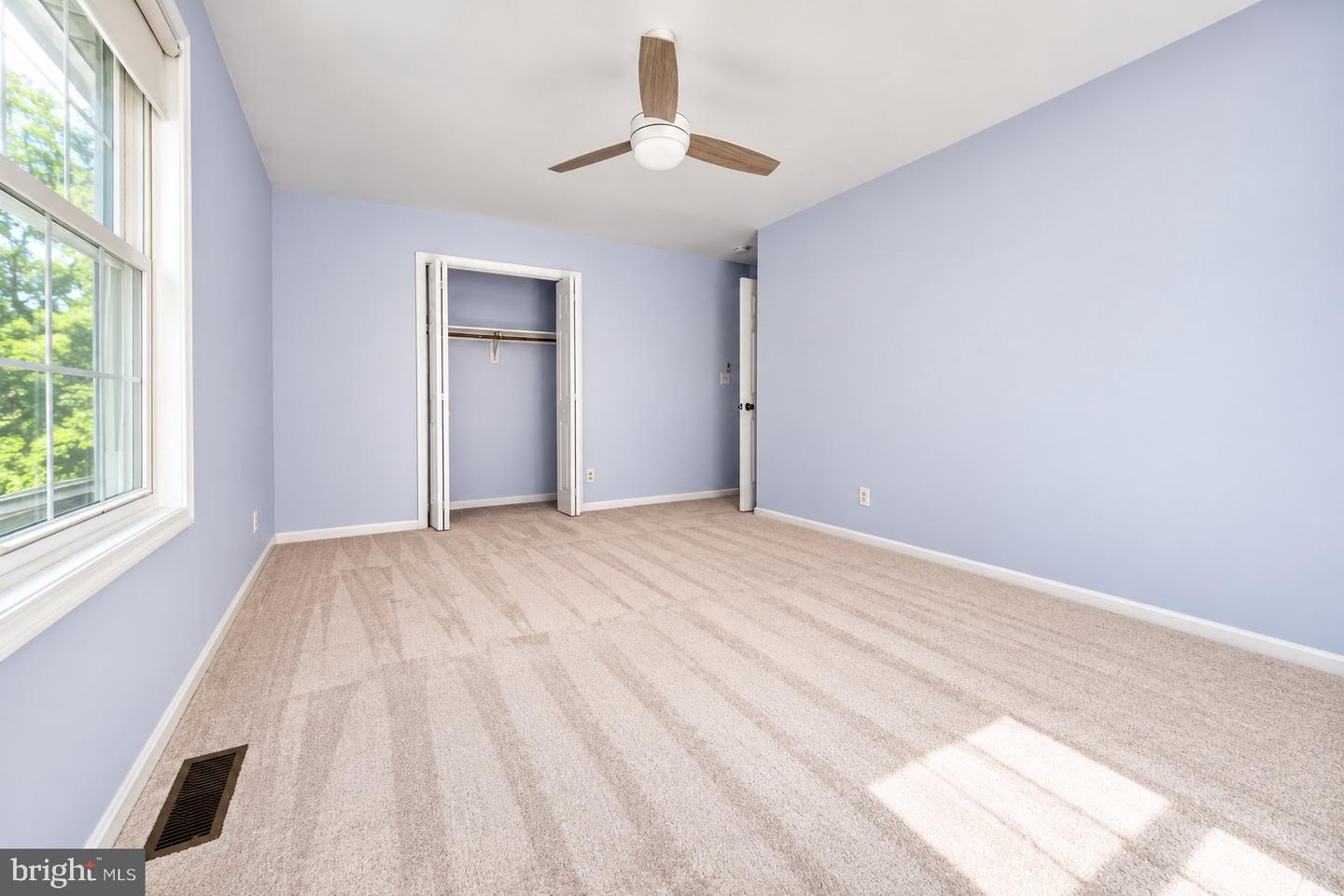 990 Caravan Trl Property Photo 28