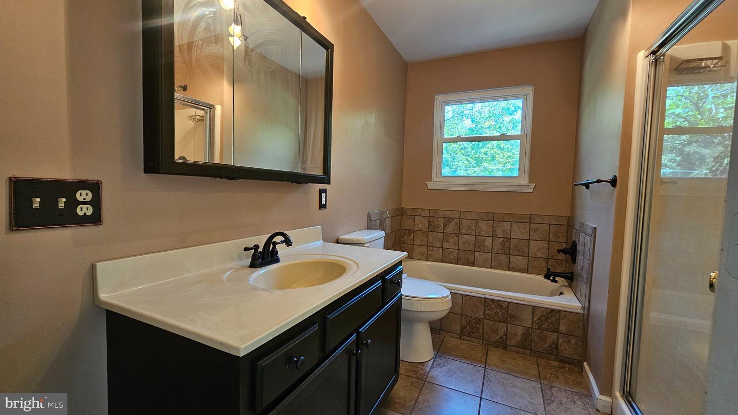542 Chisholm Trl Trl Property Photo 16
