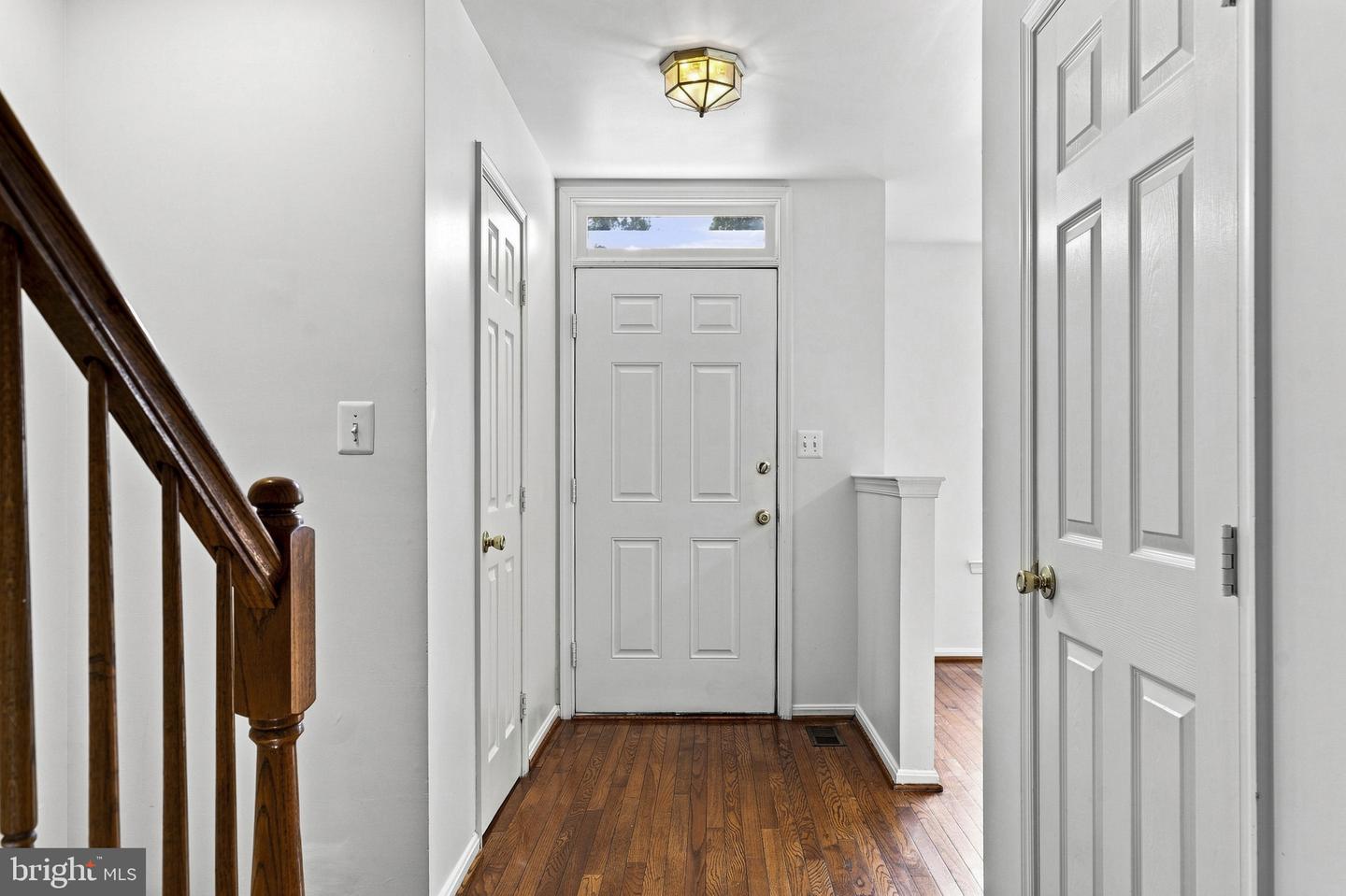 387 Cambridge Pl Property Photo 3