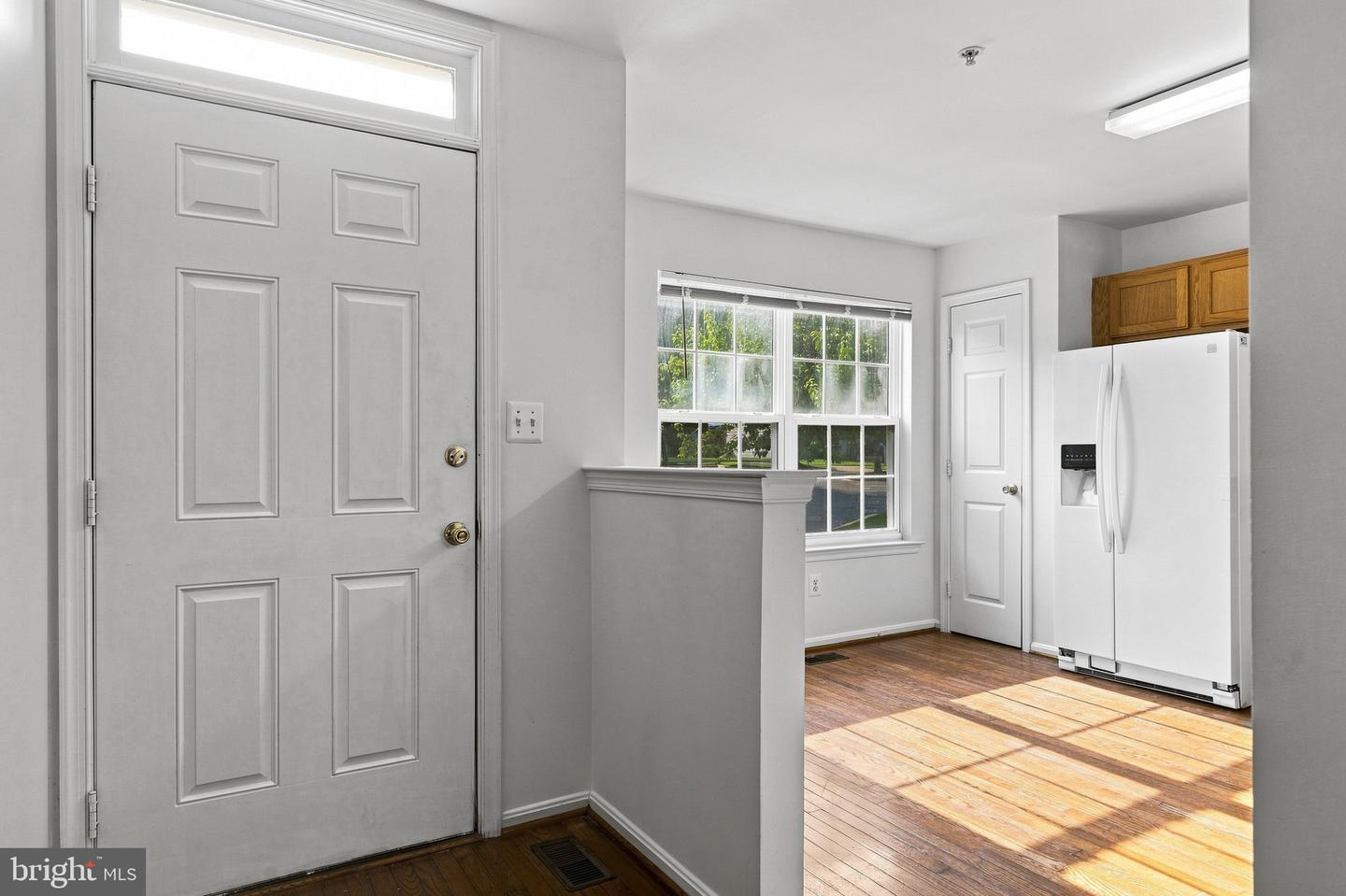 387 Cambridge Pl Property Photo 4