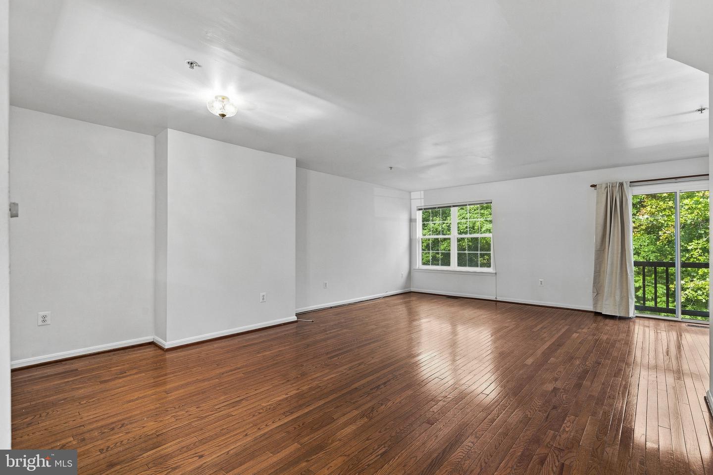 387 Cambridge Pl Property Photo 13