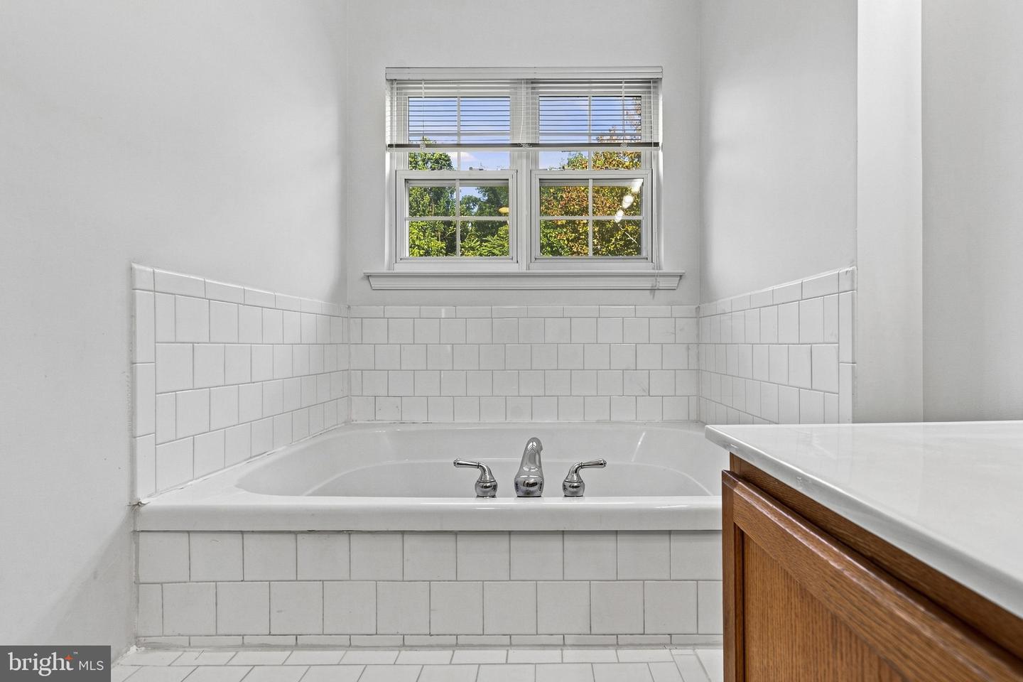 387 Cambridge Pl Property Photo 22