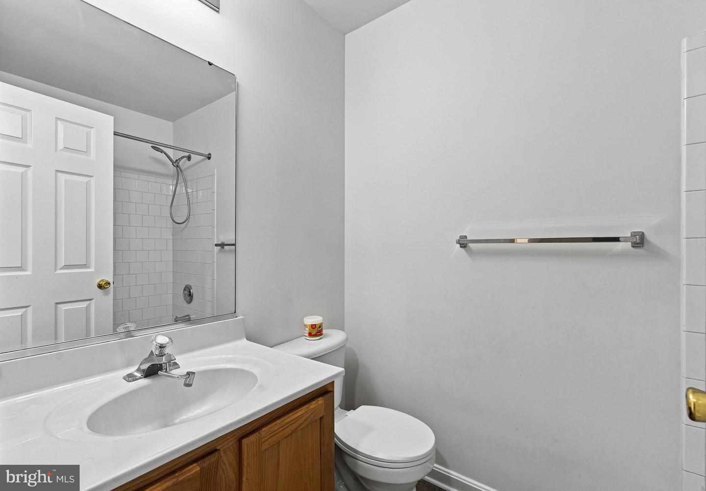 387 Cambridge Pl Property Photo 24