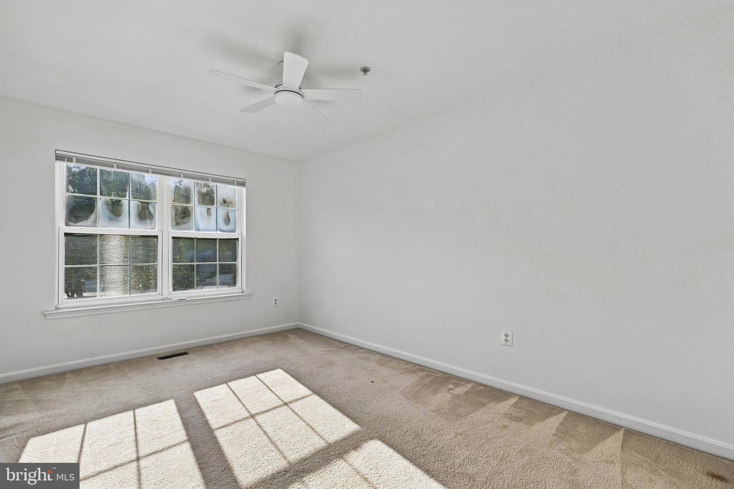 387 Cambridge Pl Property Photo 28
