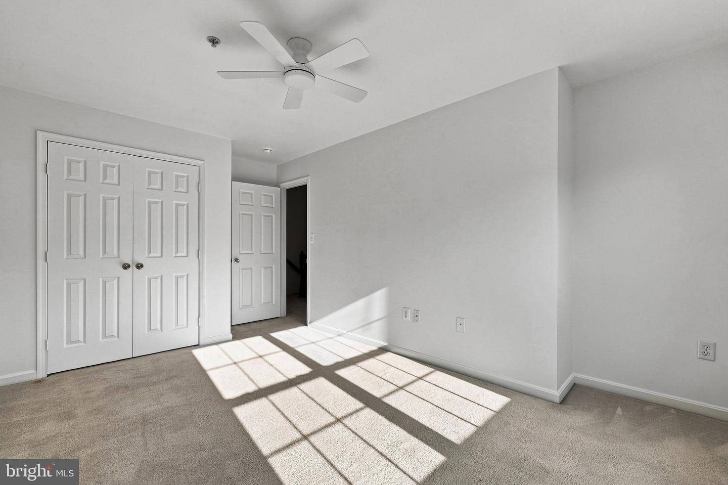 387 Cambridge Pl Property Photo 29