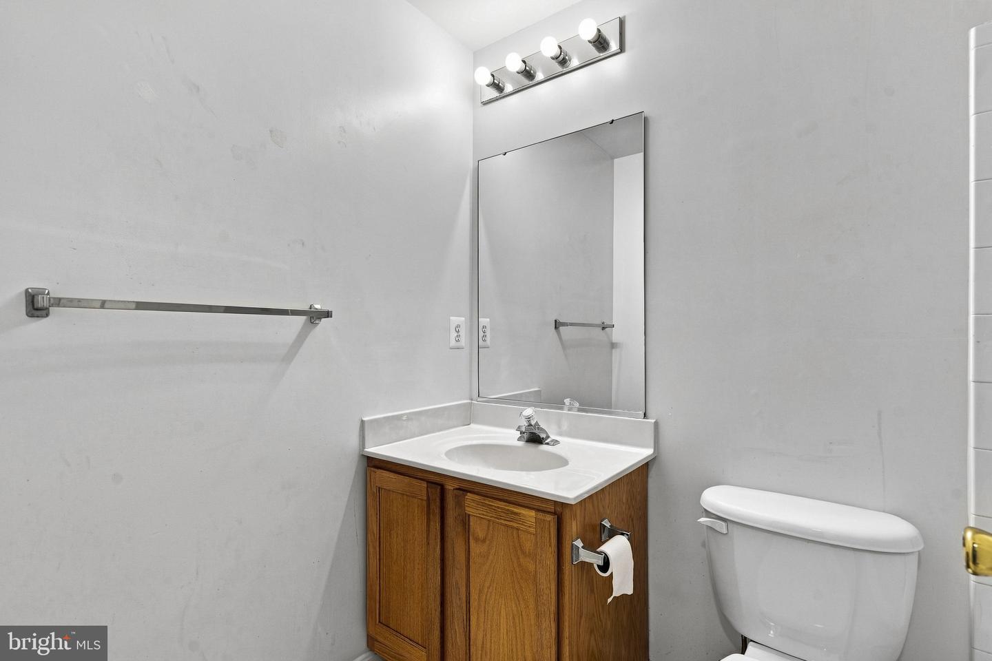 387 Cambridge Pl Property Photo 31