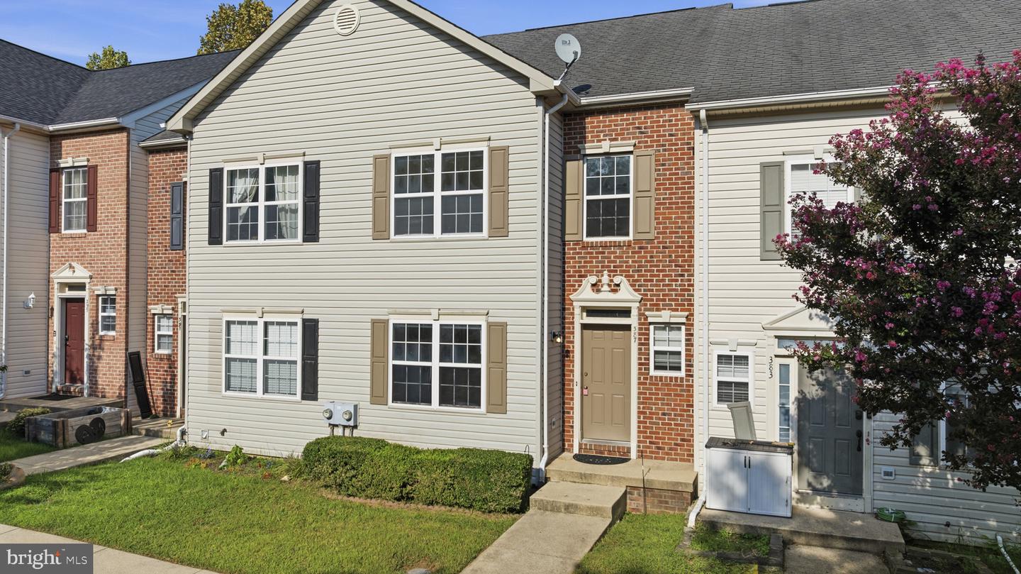 387 Cambridge Pl Property Photo 41