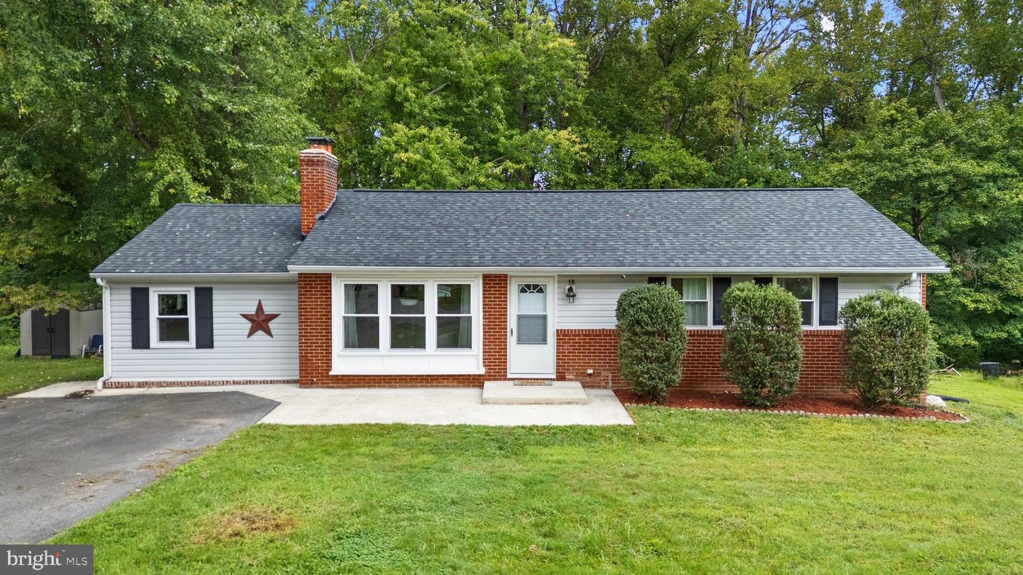 15 Well St Property Photo 1