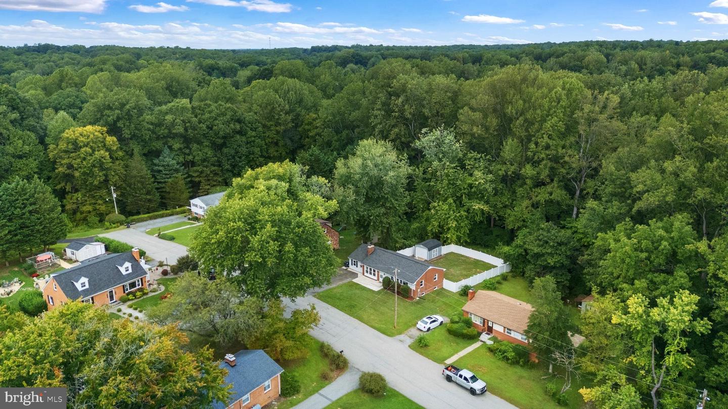 15 Well St Property Photo 36