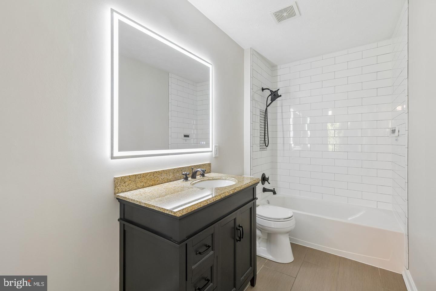 2425 Harrison Ct Property Photo 25