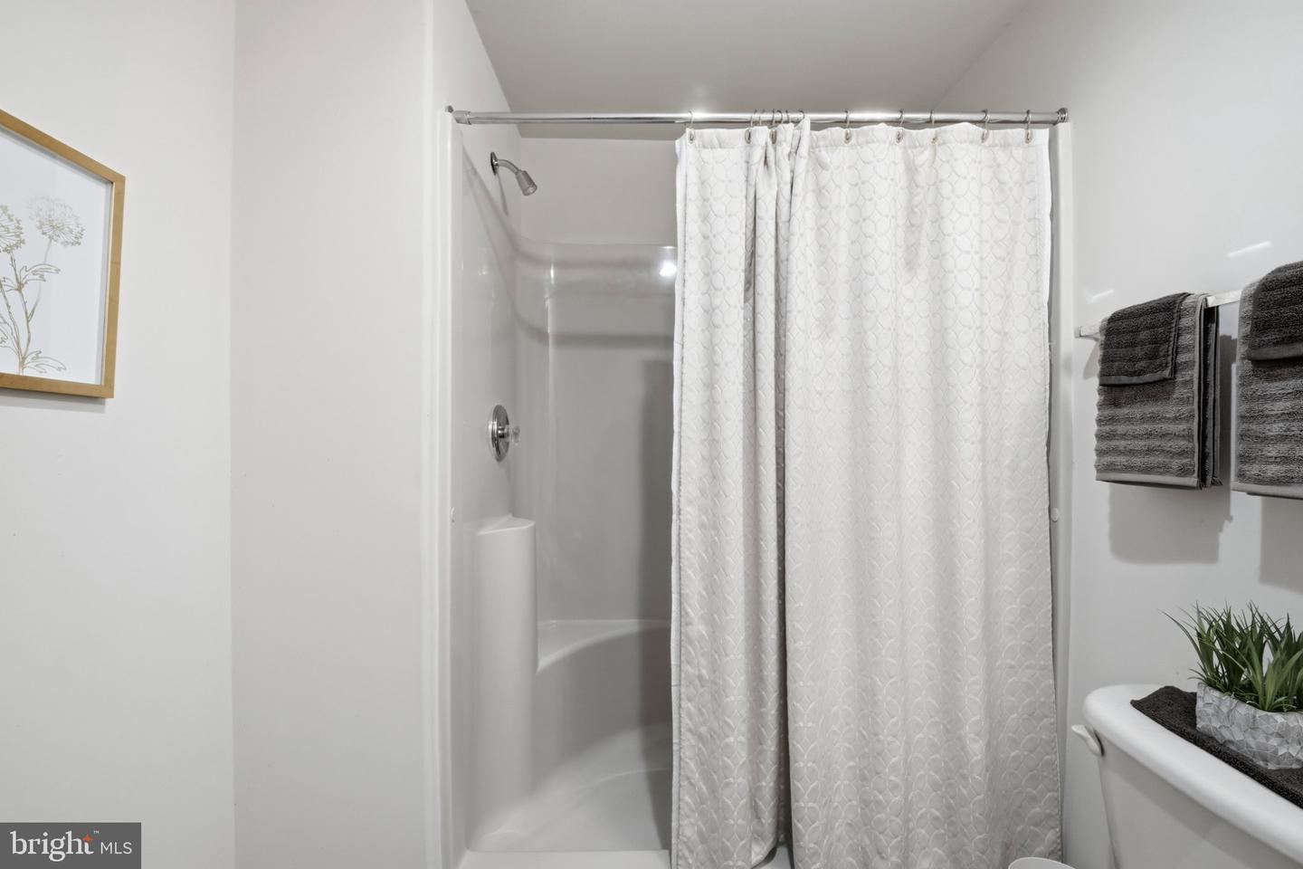 213 Westlake Blvd Property Photo 36