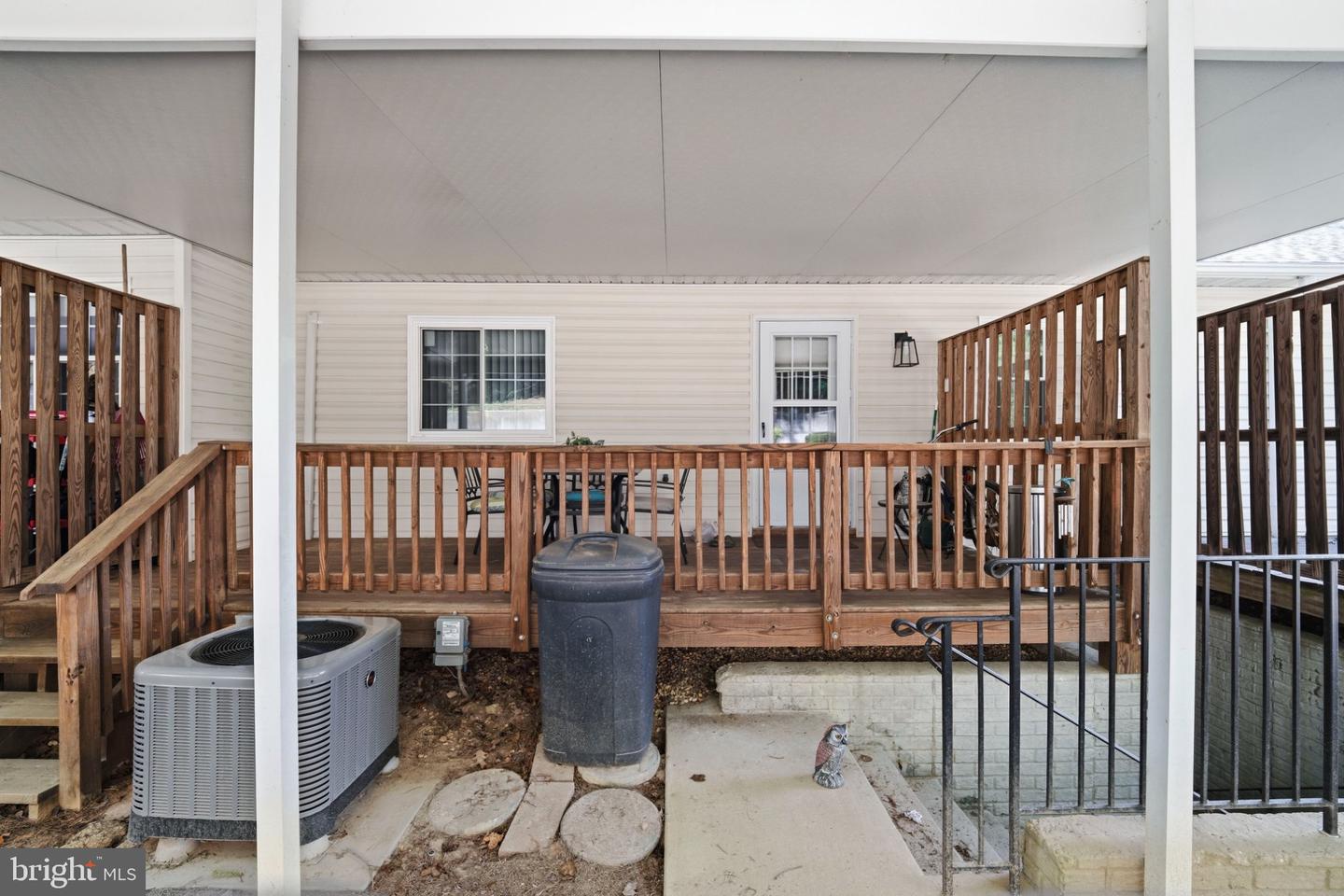213 Westlake Blvd Property Photo 40