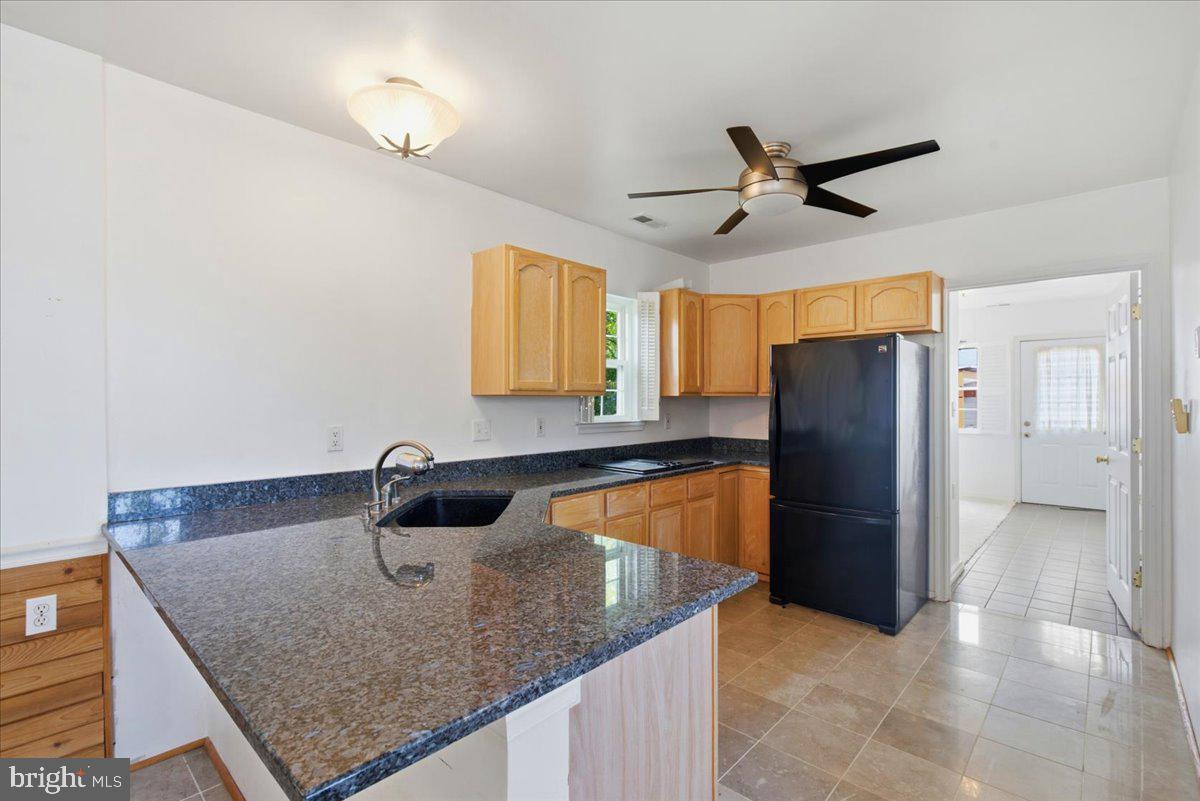 4136 7th St Property Photo 14