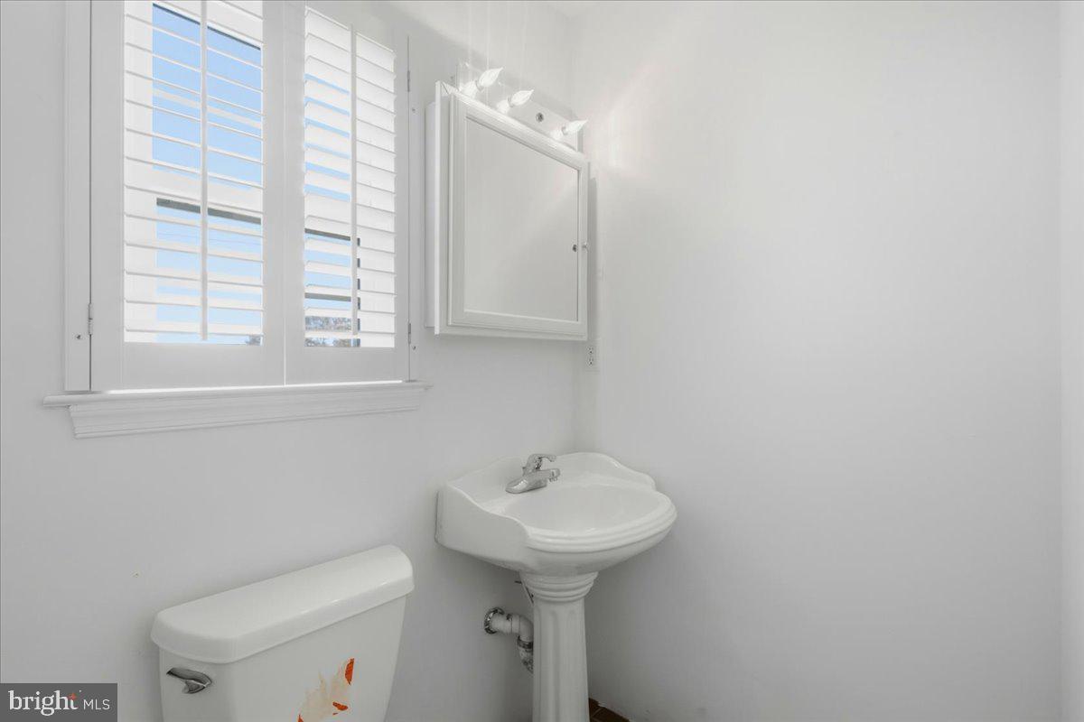 4136 7th St Property Photo 23