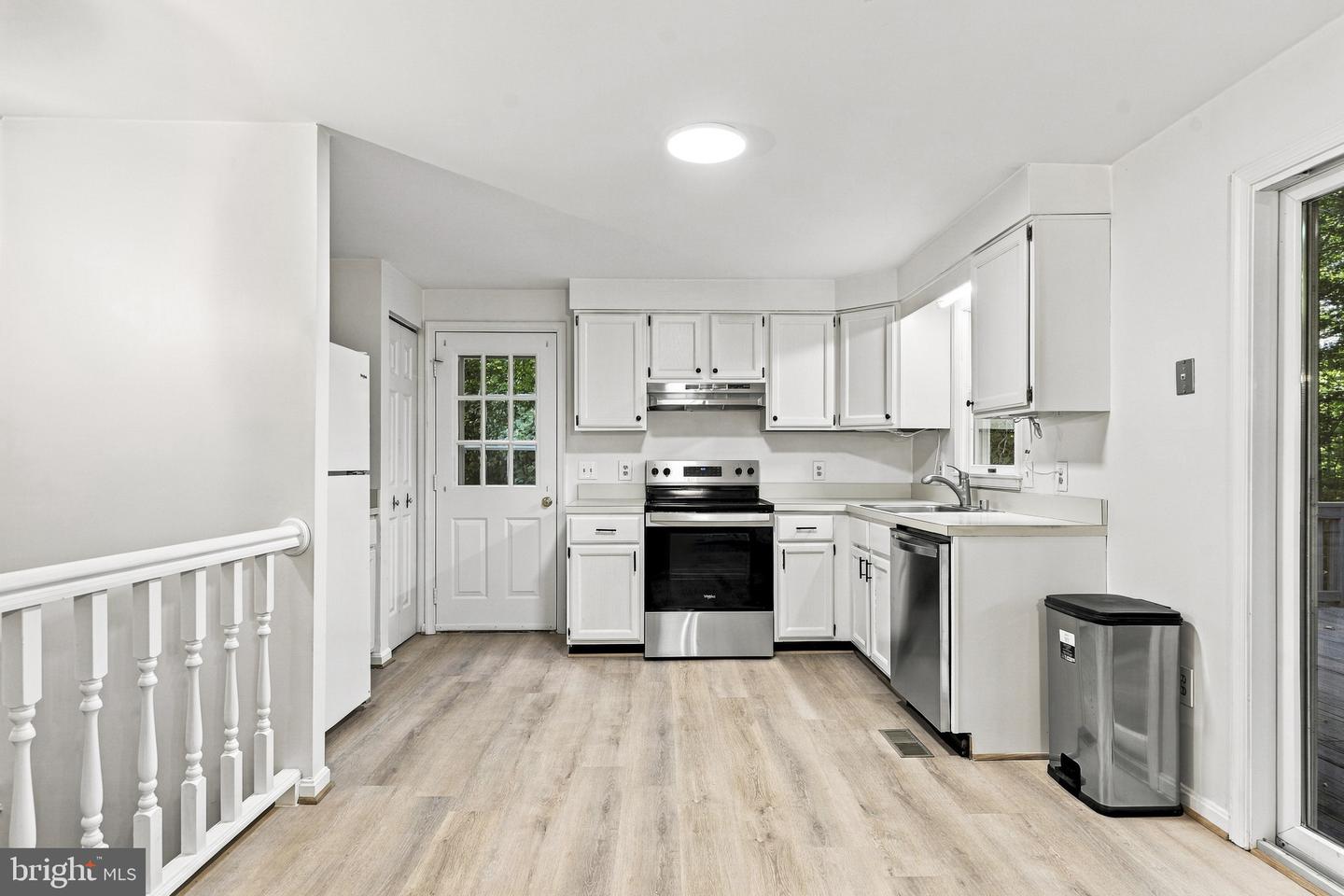 4310 Dares Beach Rd Property Photo 13