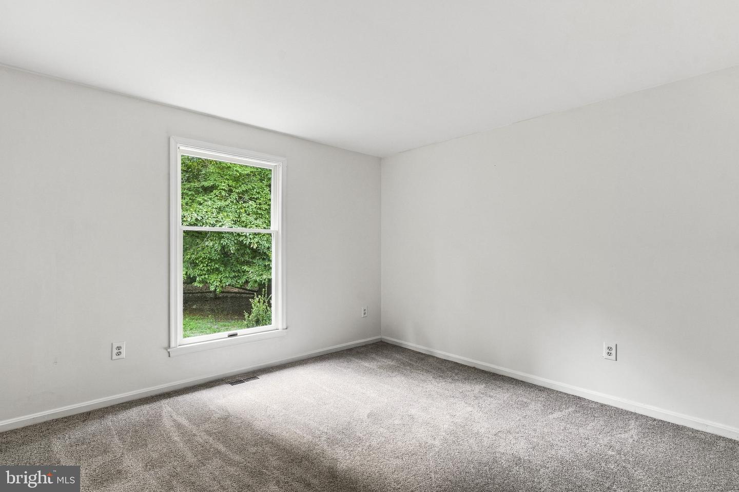 4310 Dares Beach Rd Property Photo 32