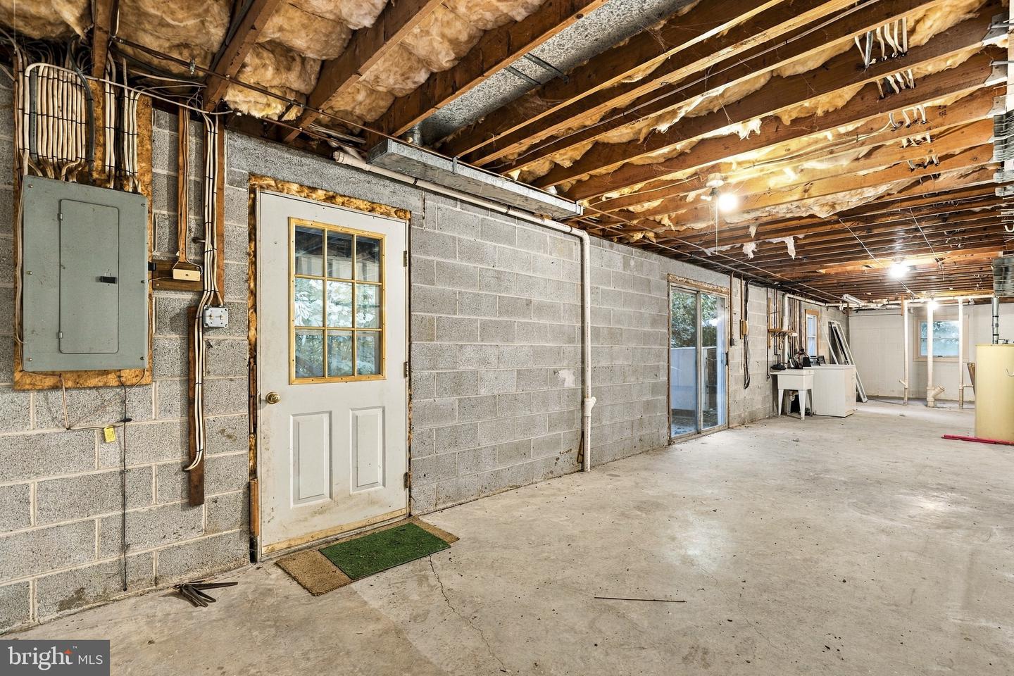 4310 Dares Beach Rd Property Photo 39