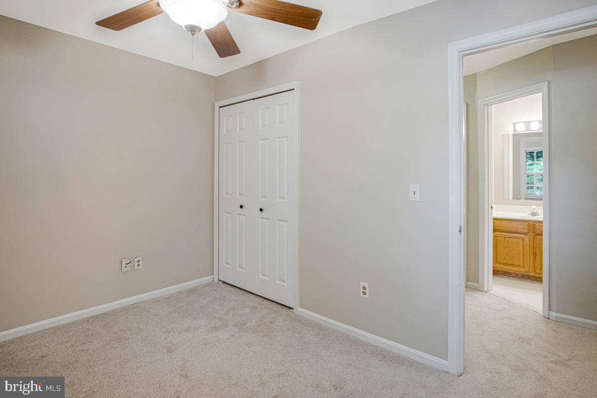 2425 Fawn Ct Property Photo 31