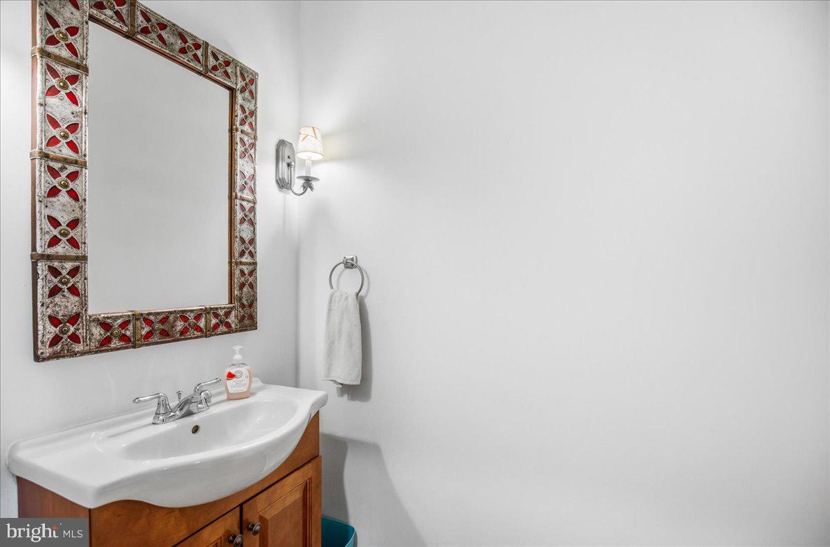 965 Cat Bird Ln Property Photo 24