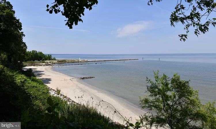 5840 Bayside Rd Property Photo 5