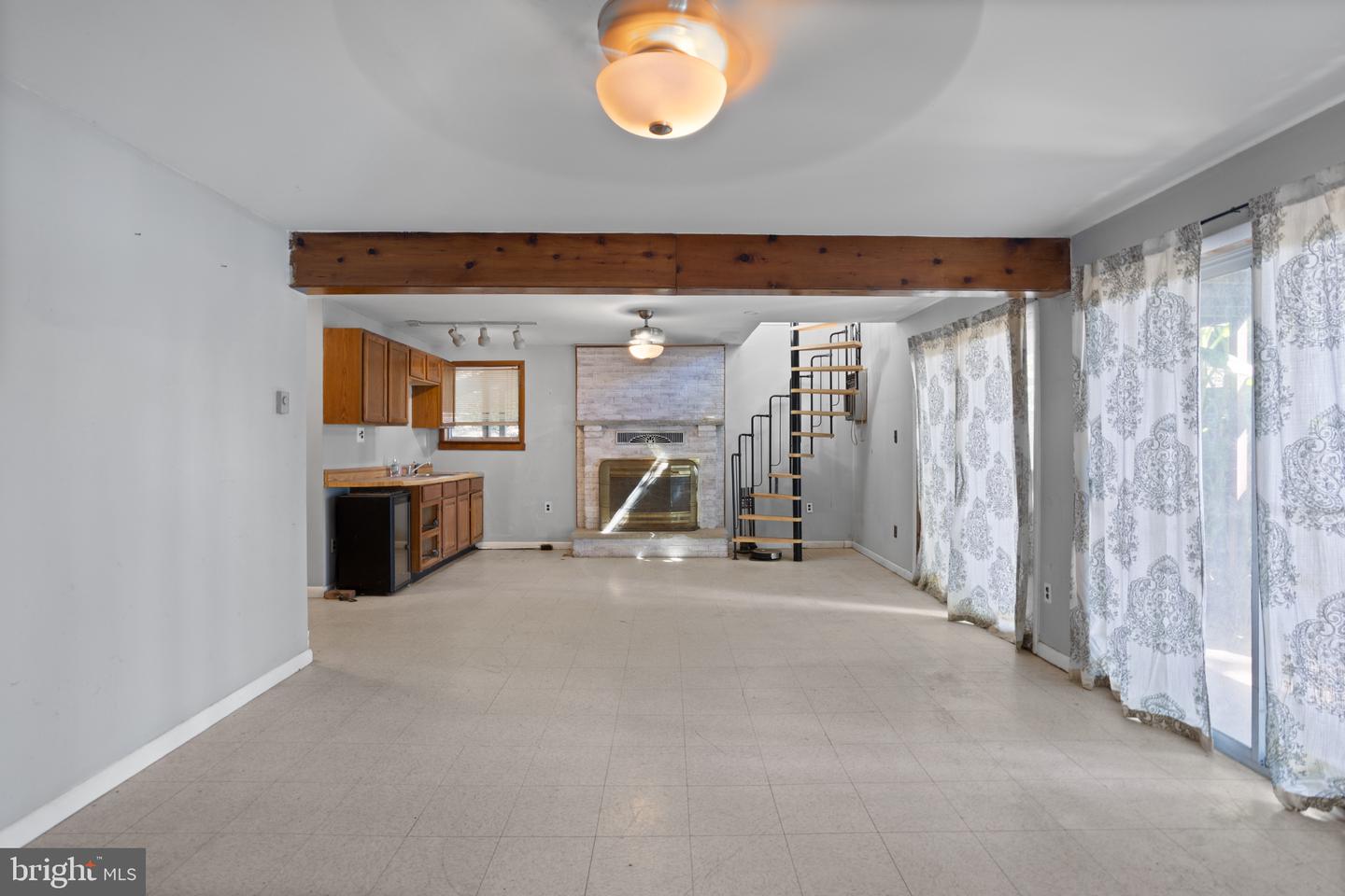 12658 Cheyenne Ln Property Photo 6