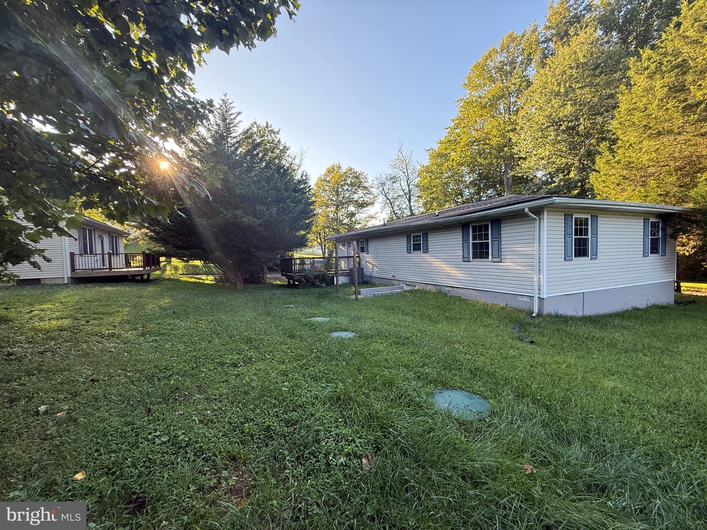 810 812 W Mount Harmony Rd Property Photo 3