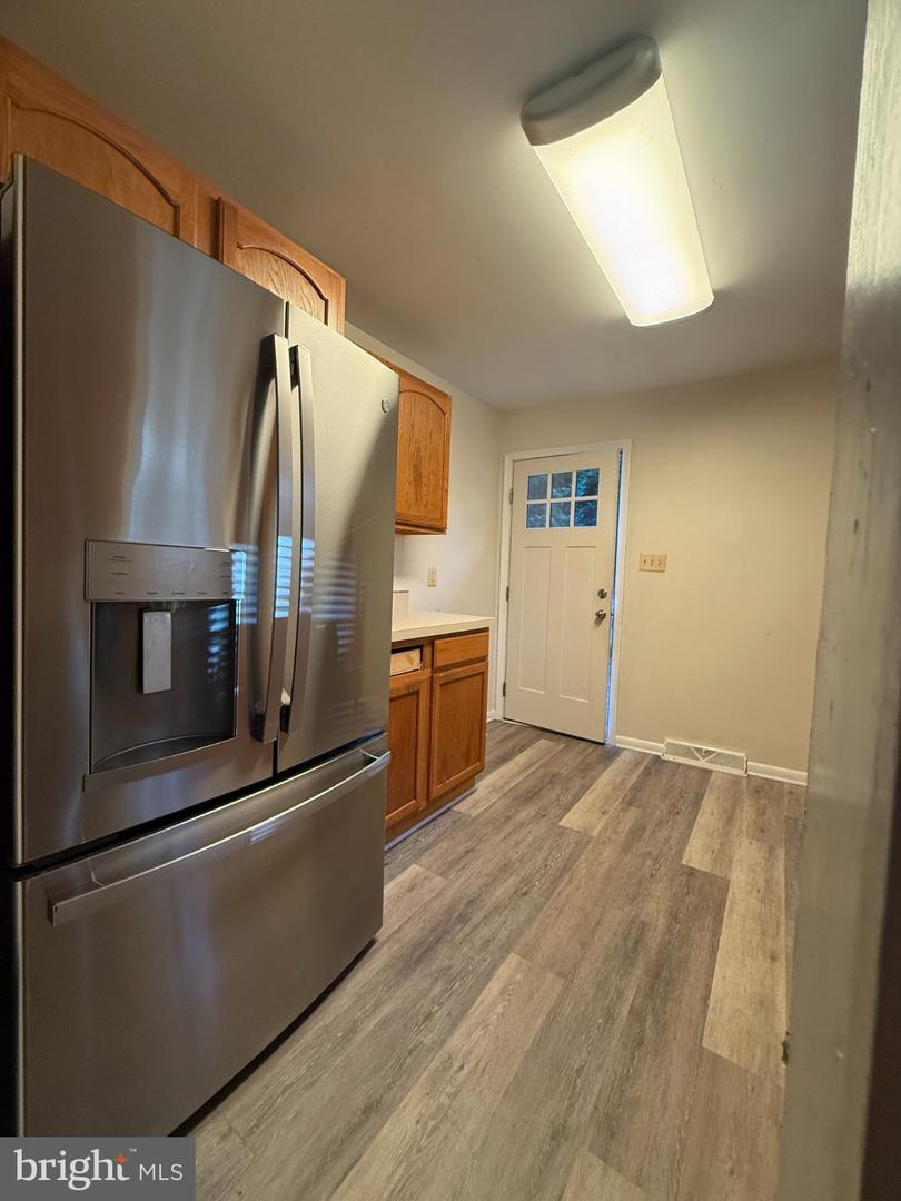 810 812 W Mount Harmony Rd Property Photo 6