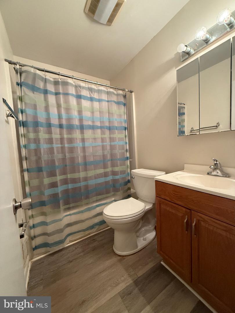 810 812 W Mount Harmony Rd Property Photo 9
