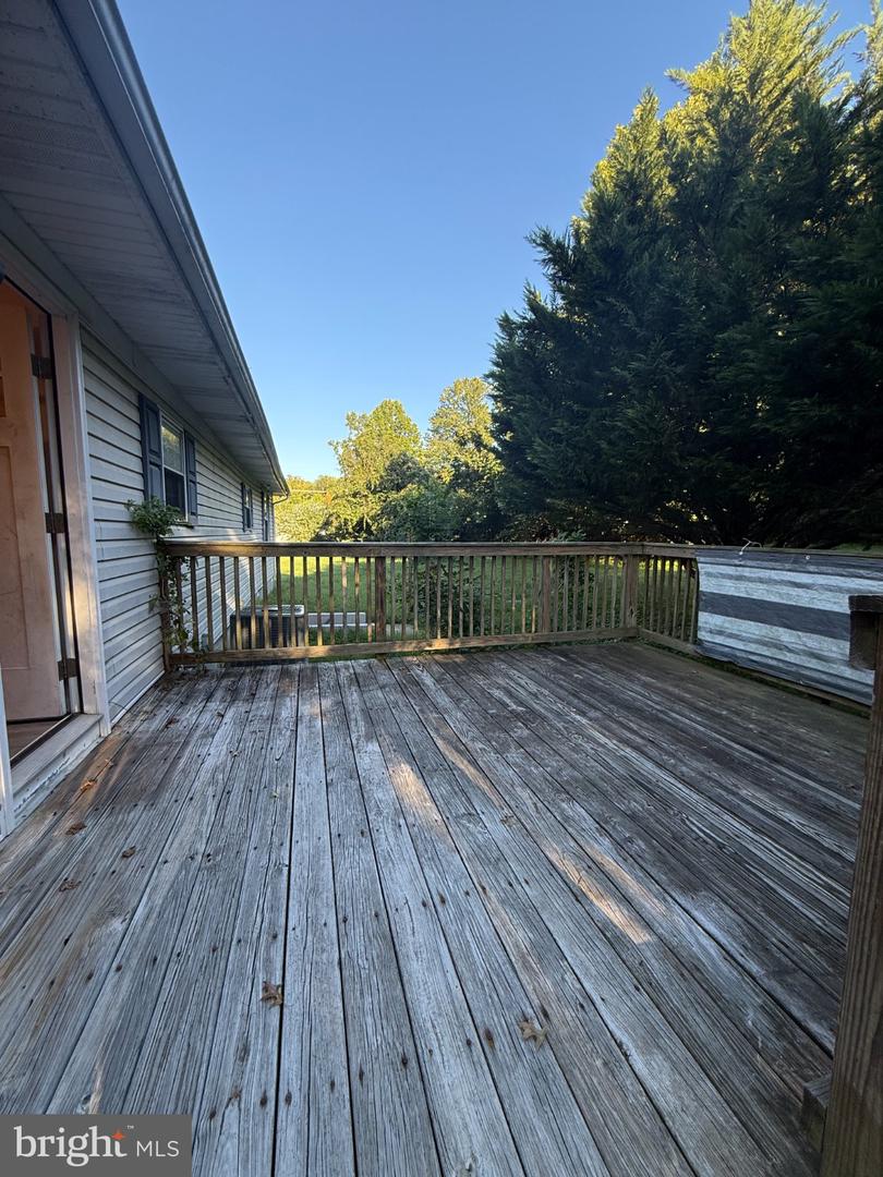 810 812 W Mount Harmony Rd Property Photo 18