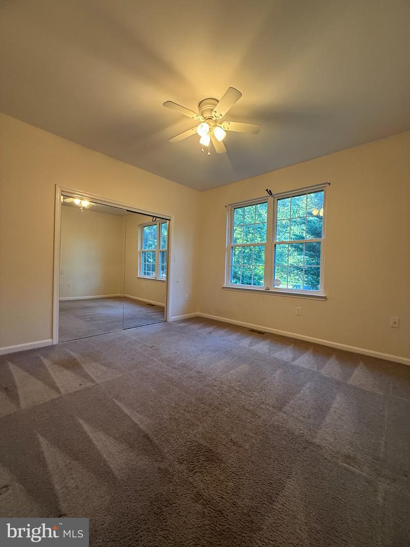 810 812 W Mount Harmony Rd Property Photo 27