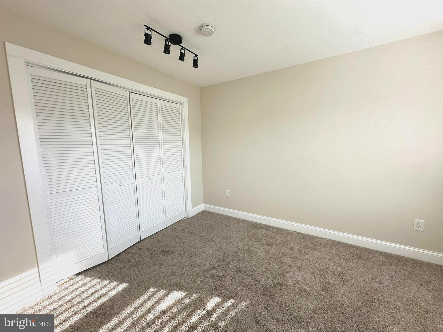 5230 Breezy Point Rd #203 Property Photo 10