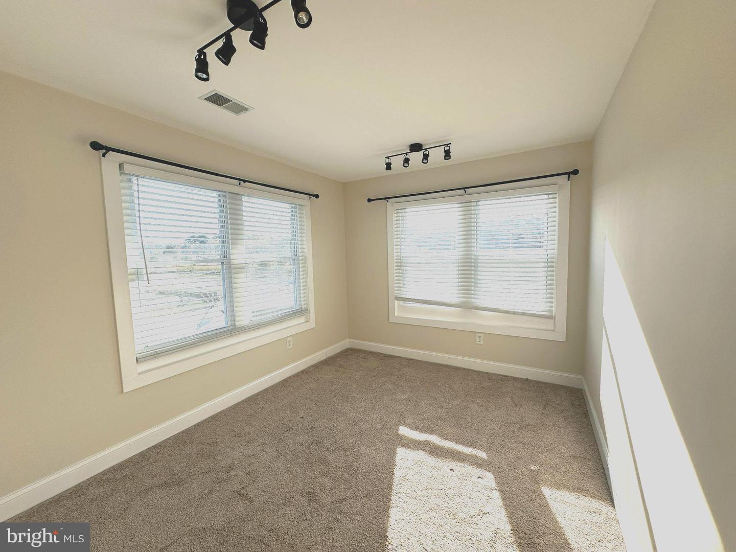 5230 Breezy Point Rd #203 Property Photo 13